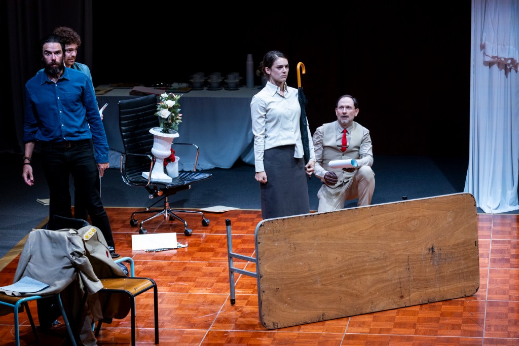 A Mirror (Belvoir St Theatre) |&nbsp;Review